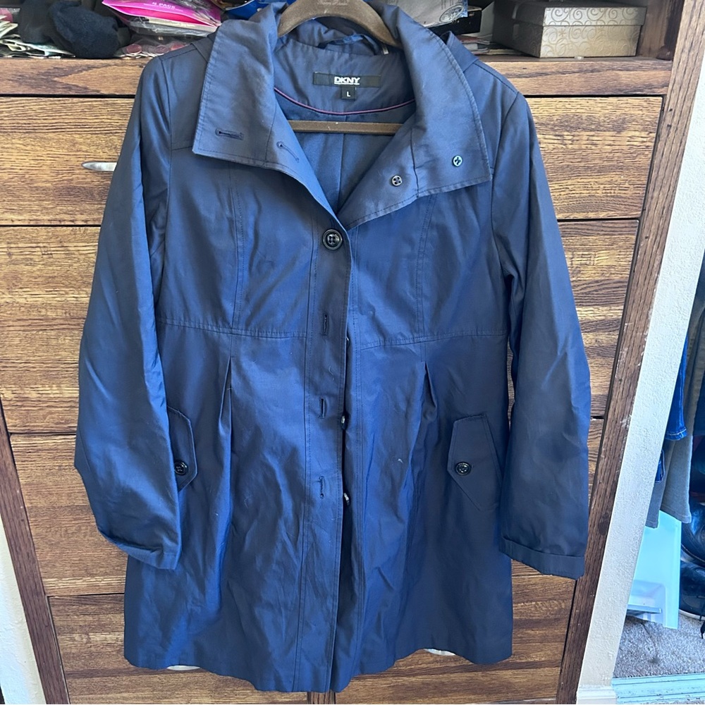 Navy Blue DKNY raincoat size L